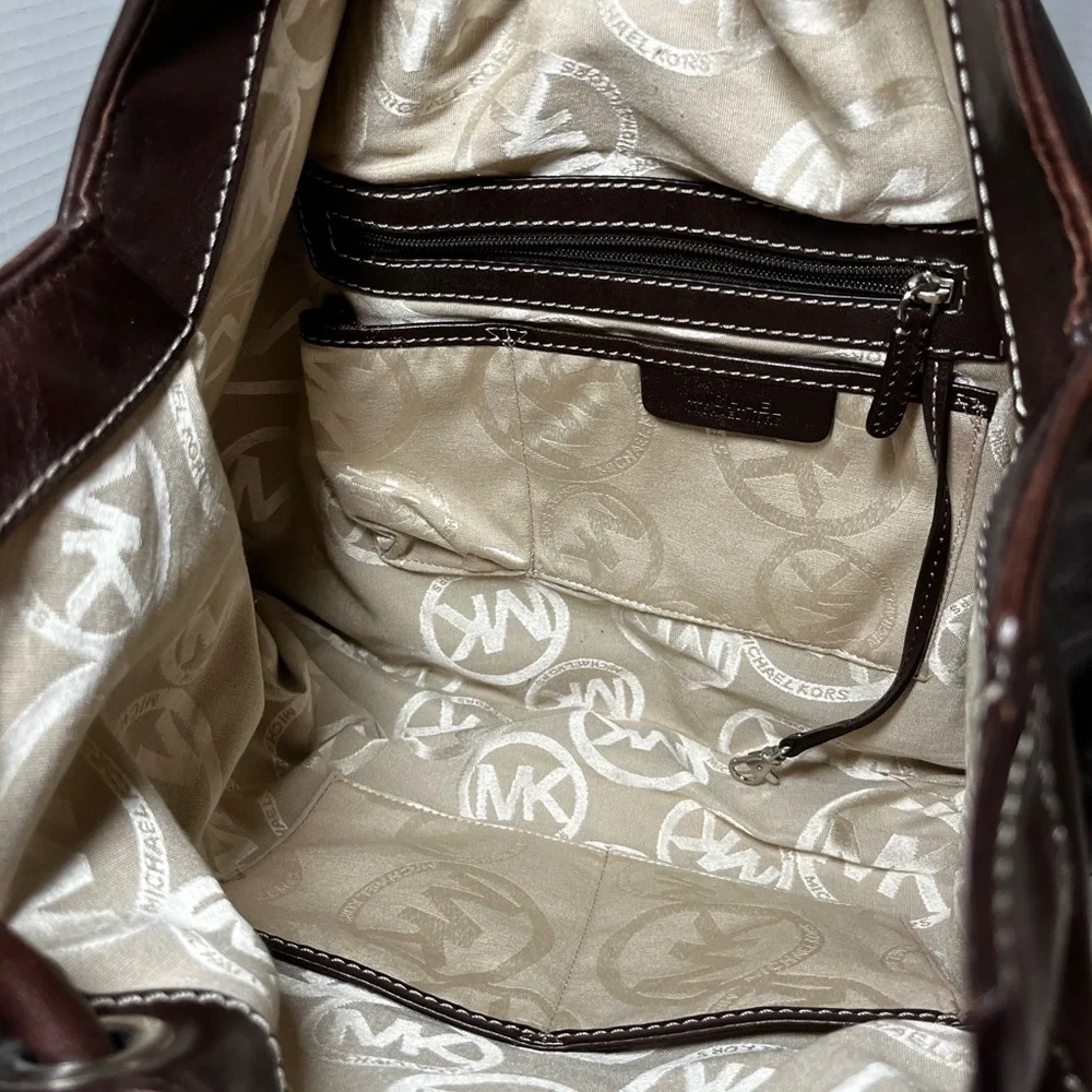 Michael Kors Leather Shoulder bag